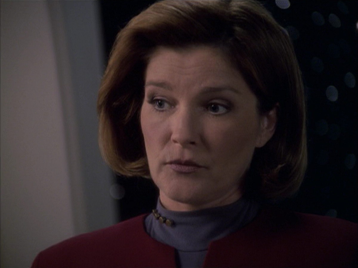 extant_StarTrek_VOY_6x05-Alice_02609.jpg