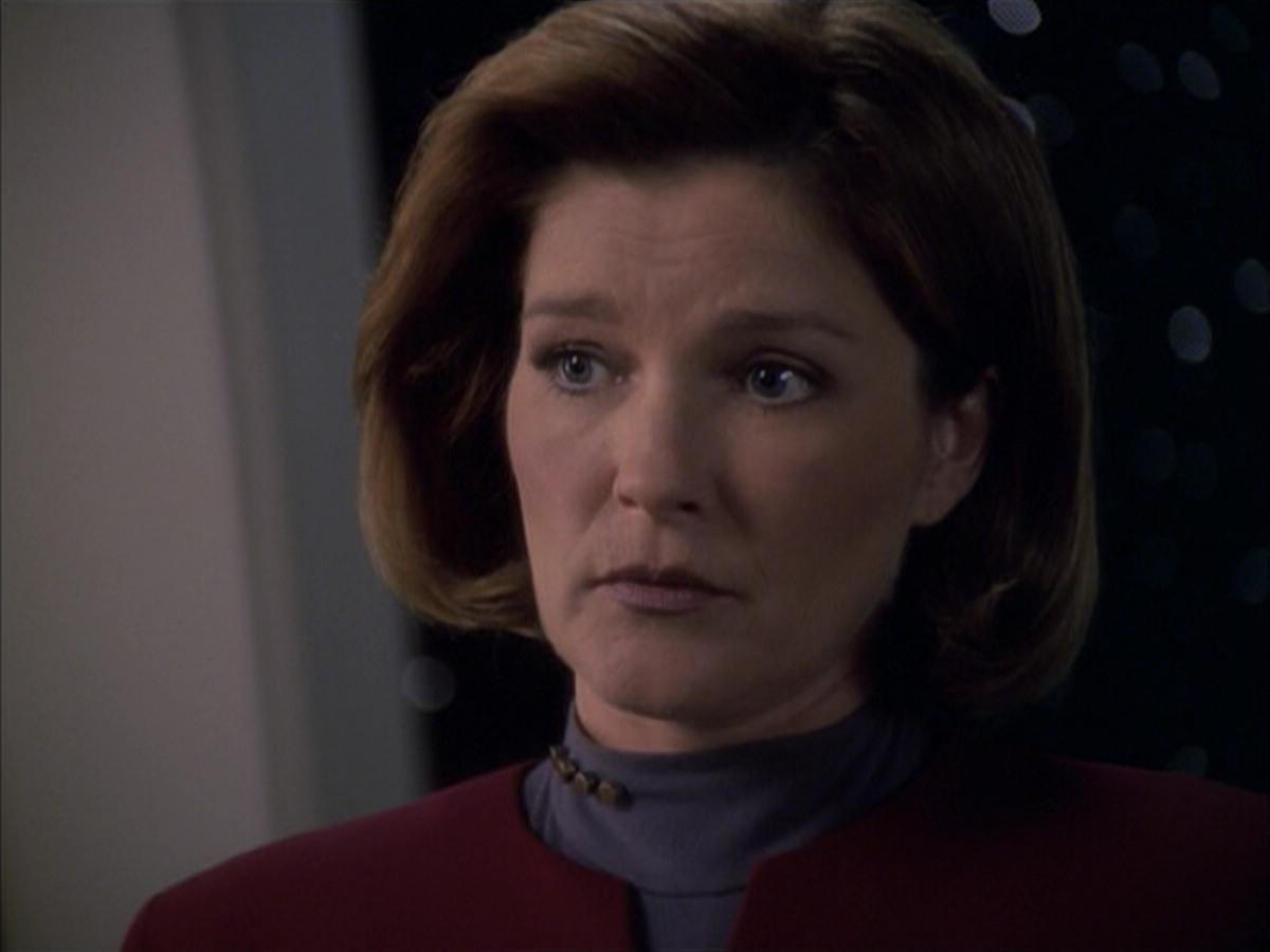 extant_StarTrek_VOY_6x05-Alice_02610.jpg