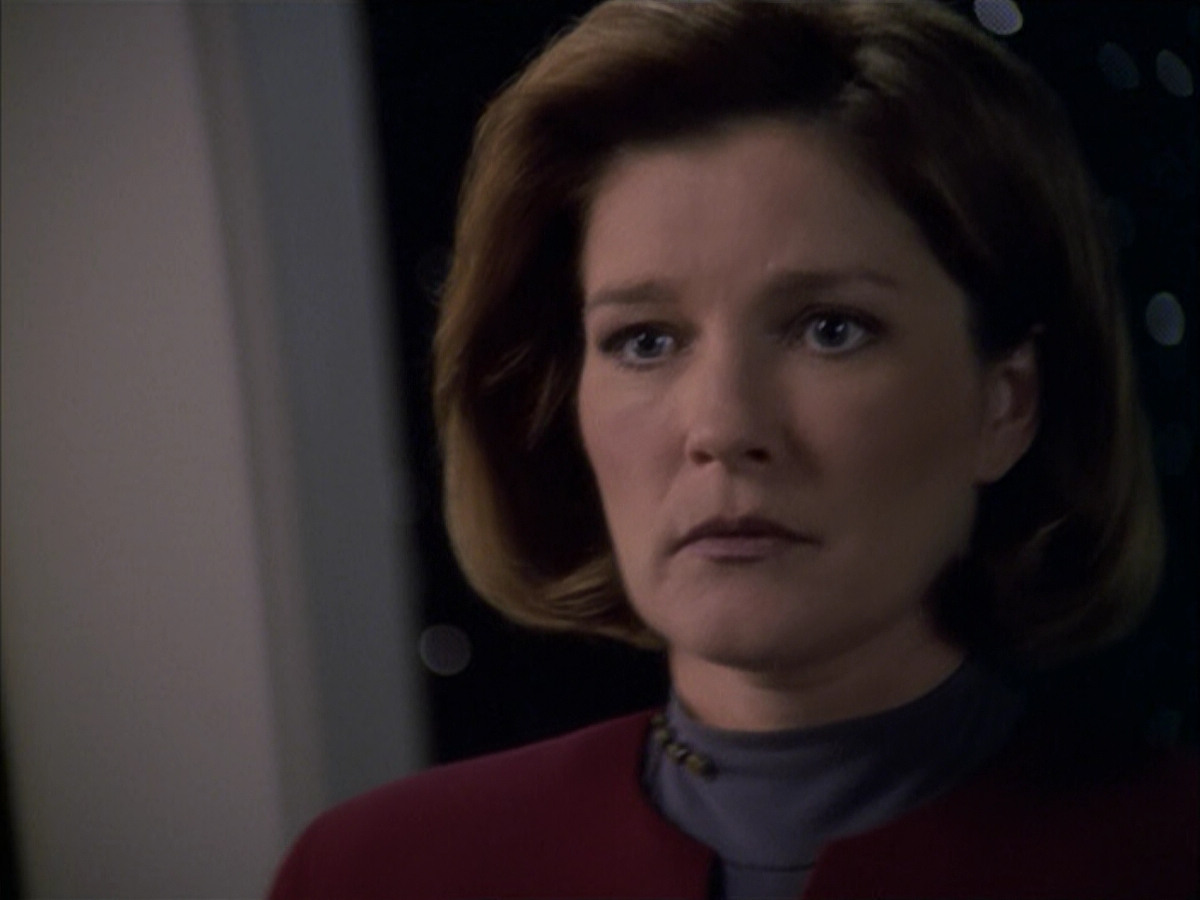 extant_StarTrek_VOY_6x05-Alice_02613.jpg