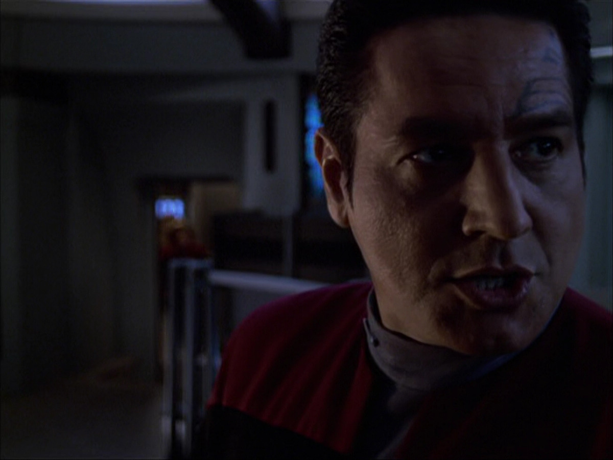 extant_StarTrek_VOY_6x05-Alice_02616.jpg