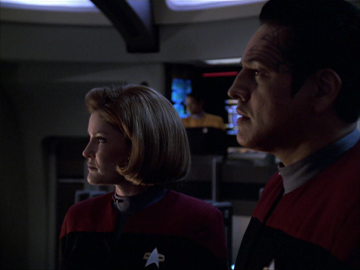 extant_StarTrek_VOY_6x05-Alice_02632.jpg