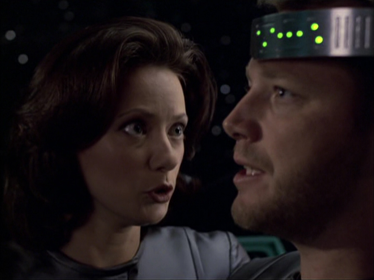 extant_StarTrek_VOY_6x05-Alice_02638.jpg