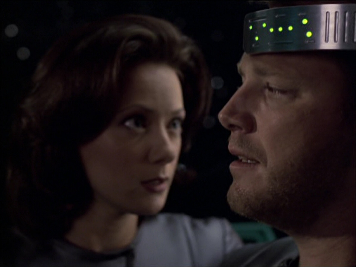 extant_StarTrek_VOY_6x05-Alice_02643.jpg