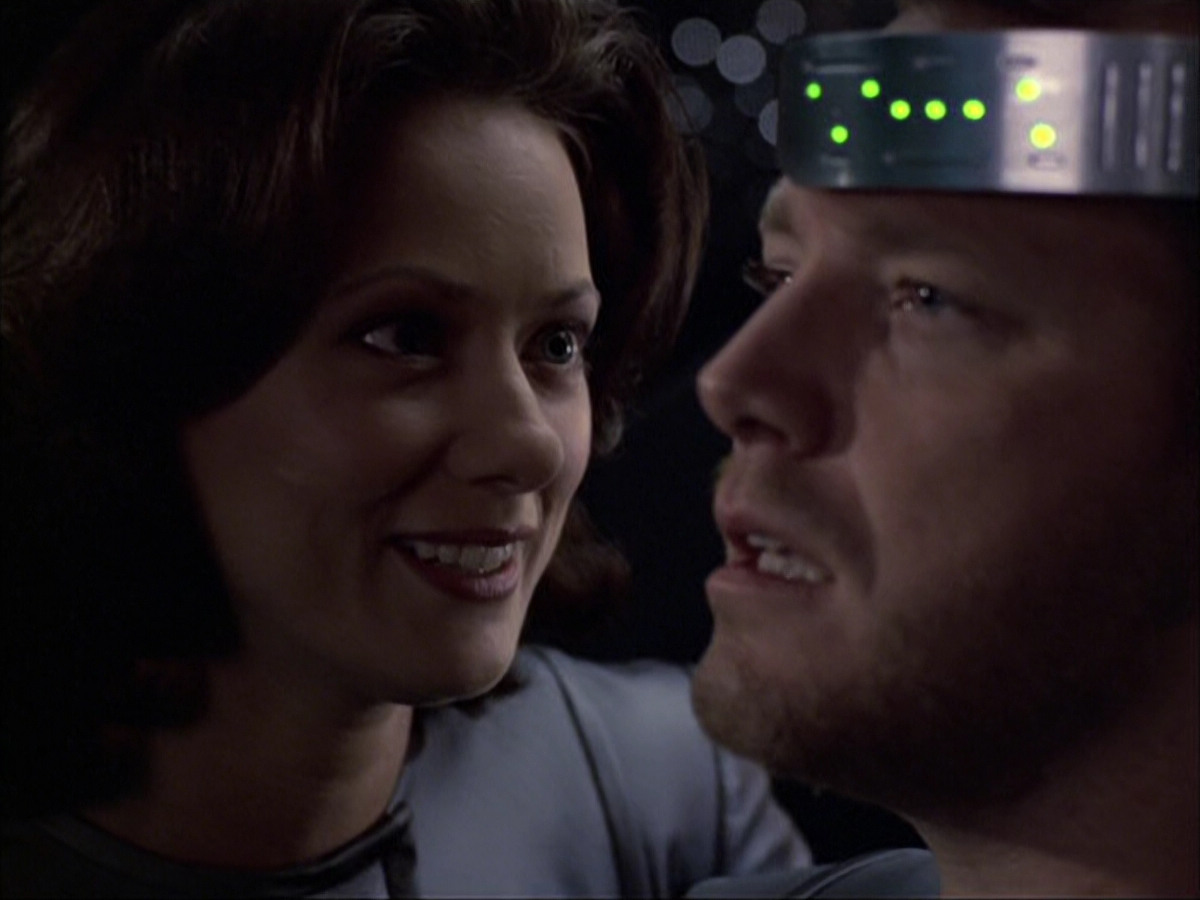 extant_StarTrek_VOY_6x05-Alice_02664.jpg