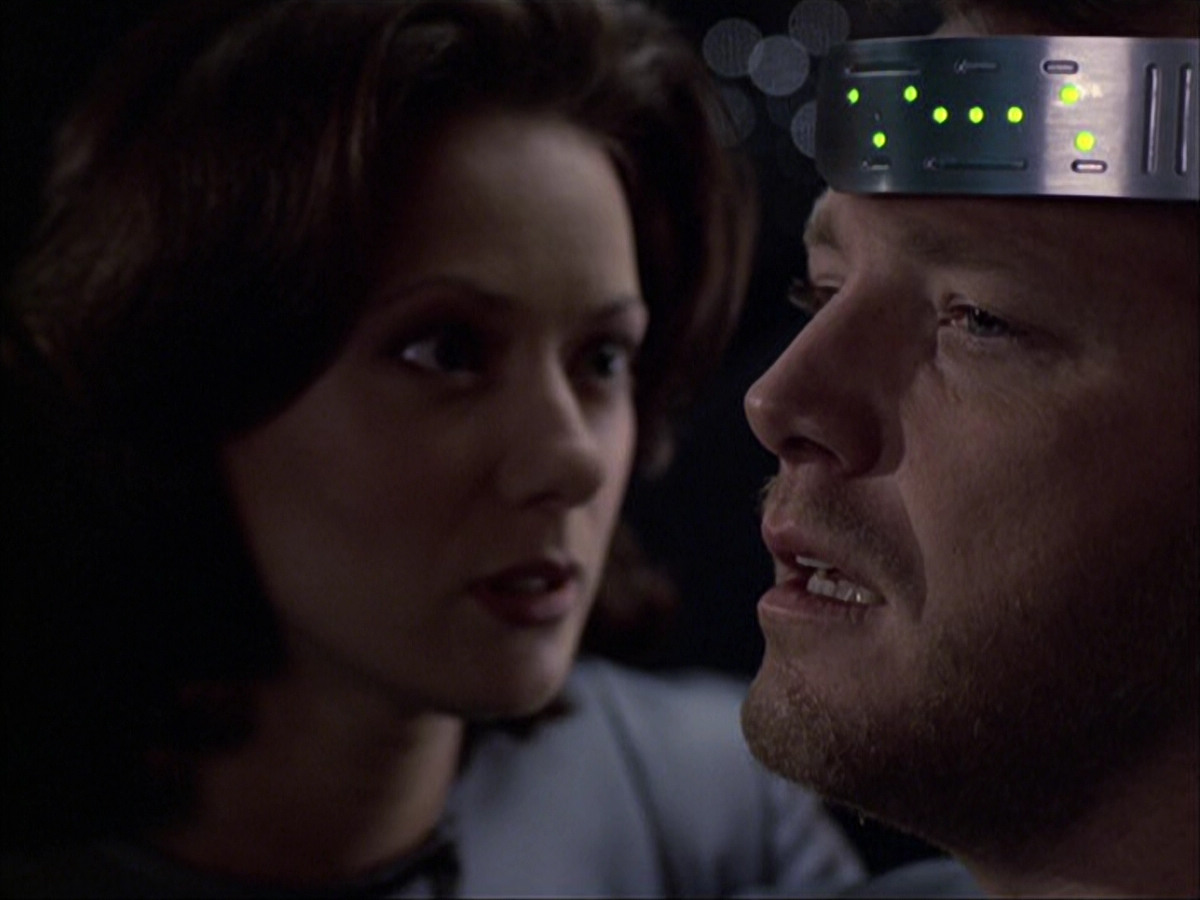 605 Alice Extant Startrek Voy 6x05 Alice 02669 Trekcaps Voy