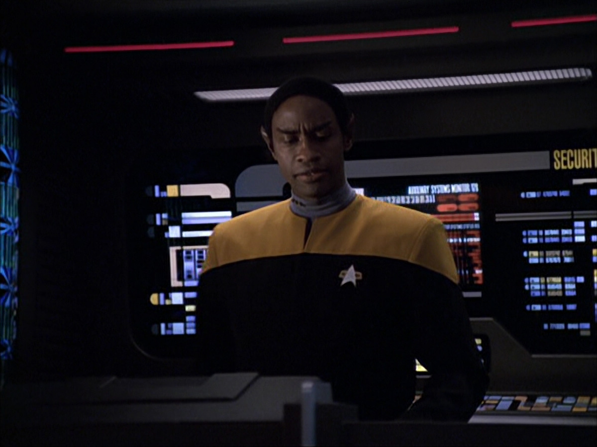 extant_StarTrek_VOY_6x05-Alice_02692.jpg