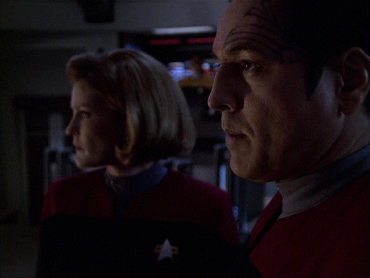 extant_StarTrek_VOY_6x05-Alice_02693.jpg