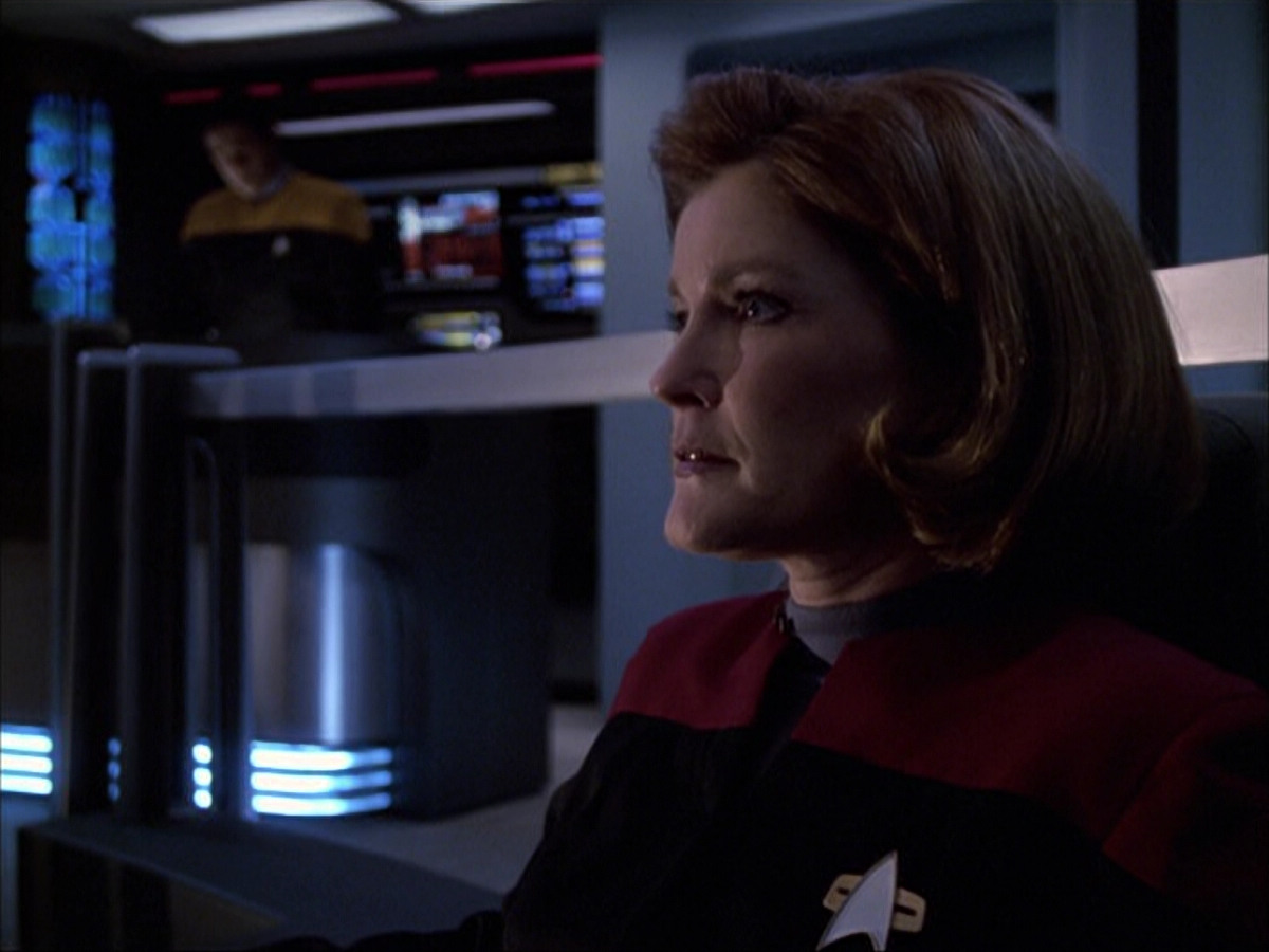 extant_StarTrek_VOY_6x05-Alice_02704.jpg