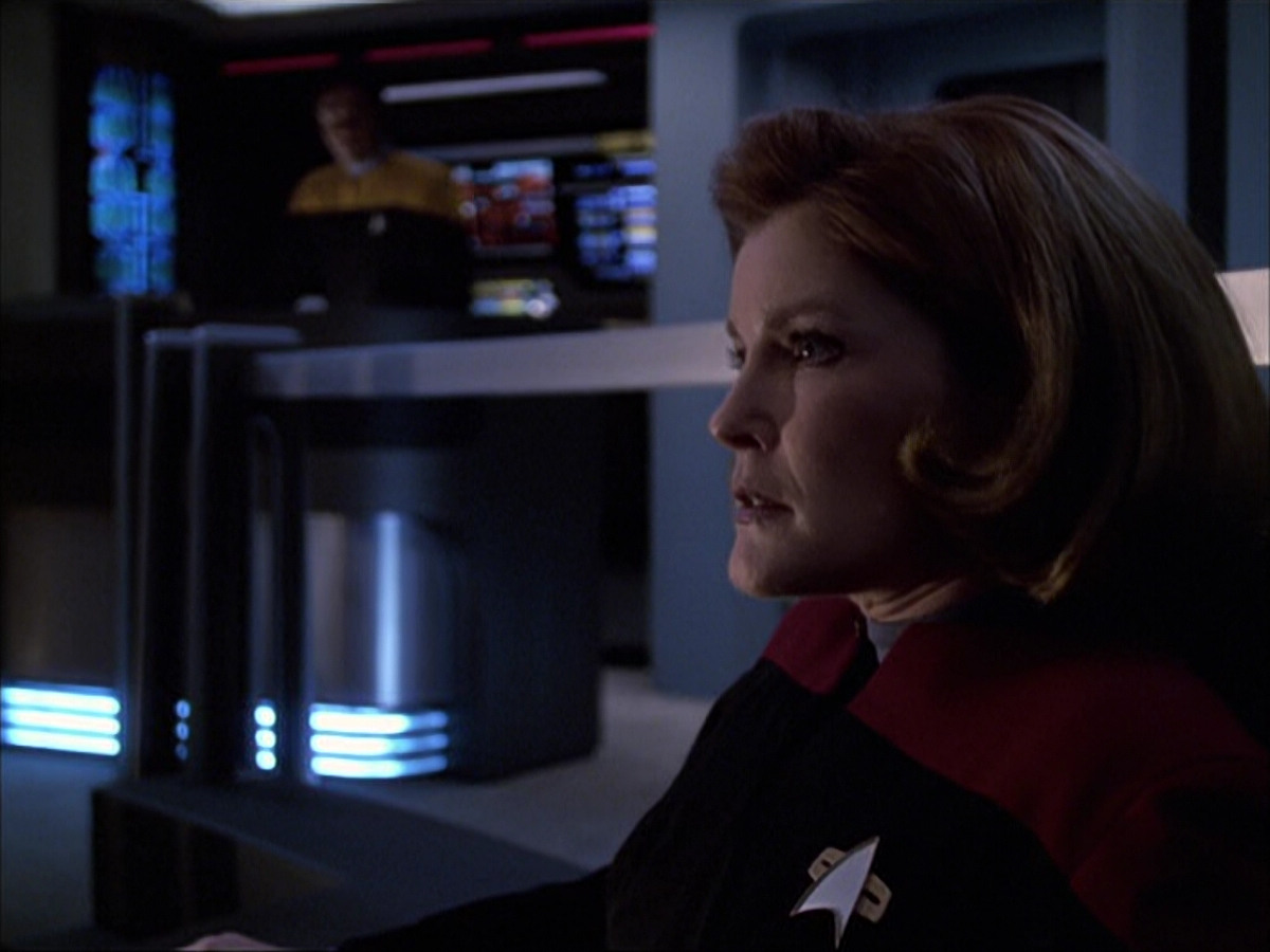 extant_StarTrek_VOY_6x05-Alice_02709.jpg