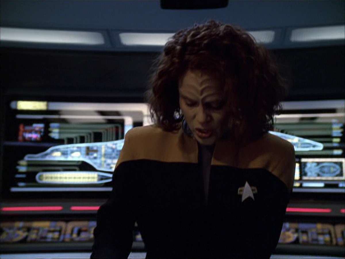 extant_StarTrek_VOY_6x05-Alice_02749.jpg
