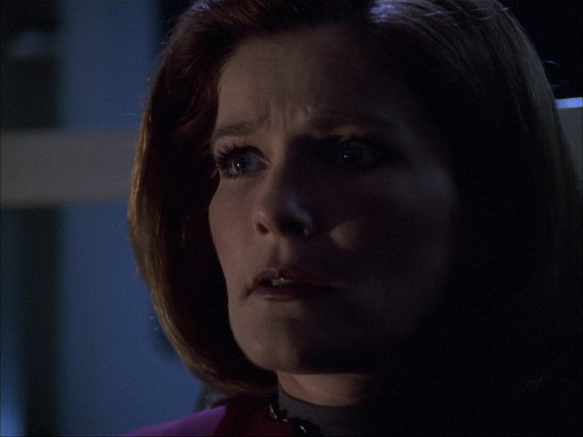 extant_StarTrek_VOY_6x05-Alice_02753.jpg