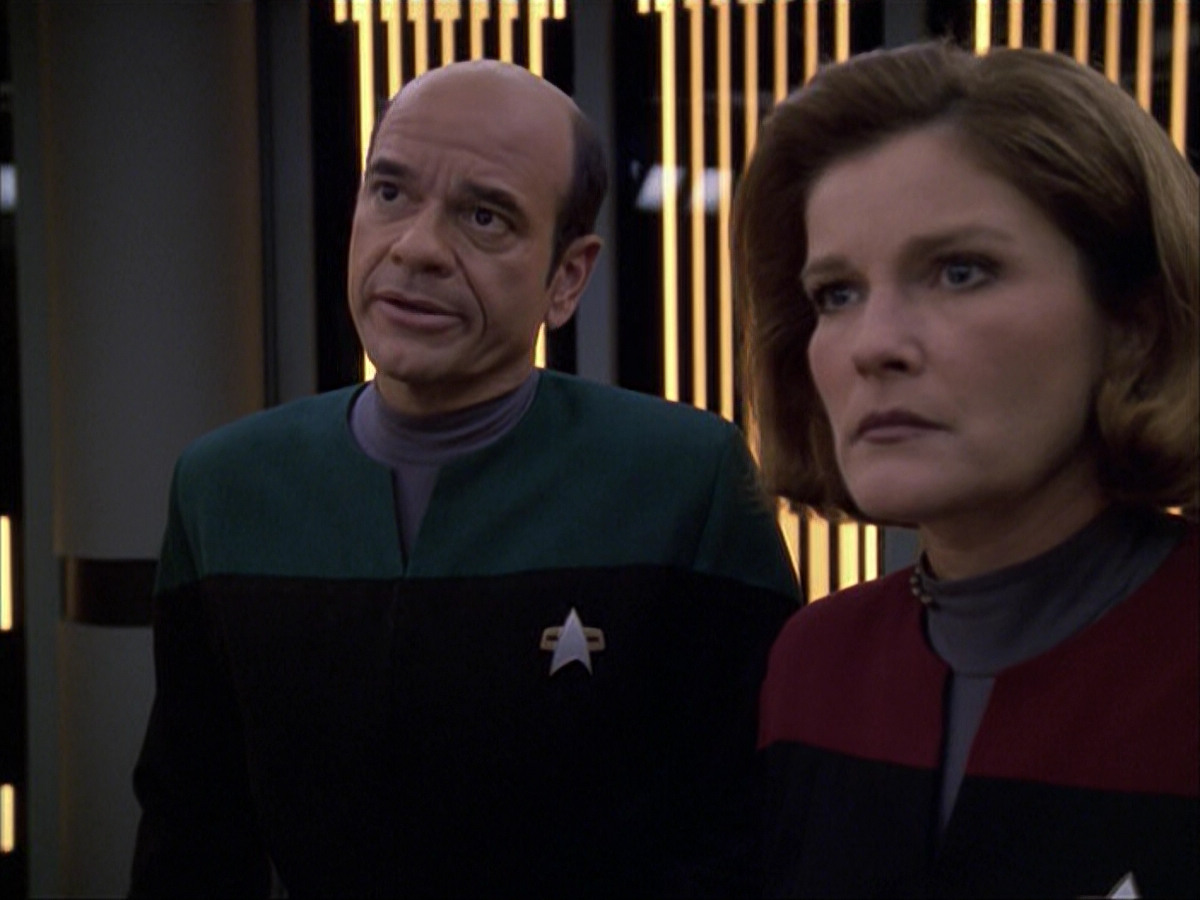 extant_StarTrek_VOY_6x05-Alice_03032.jpg