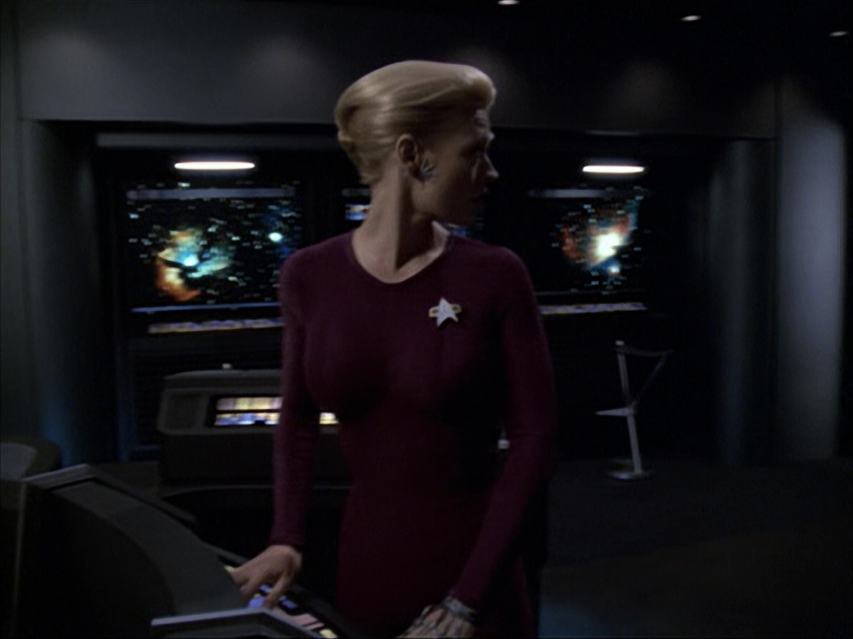 extant_StarTrek_VOY_6x05-Alice_03105.jpg