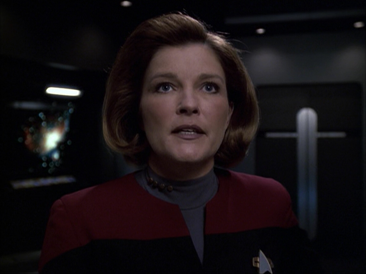 extant_StarTrek_VOY_6x05-Alice_03142.jpg