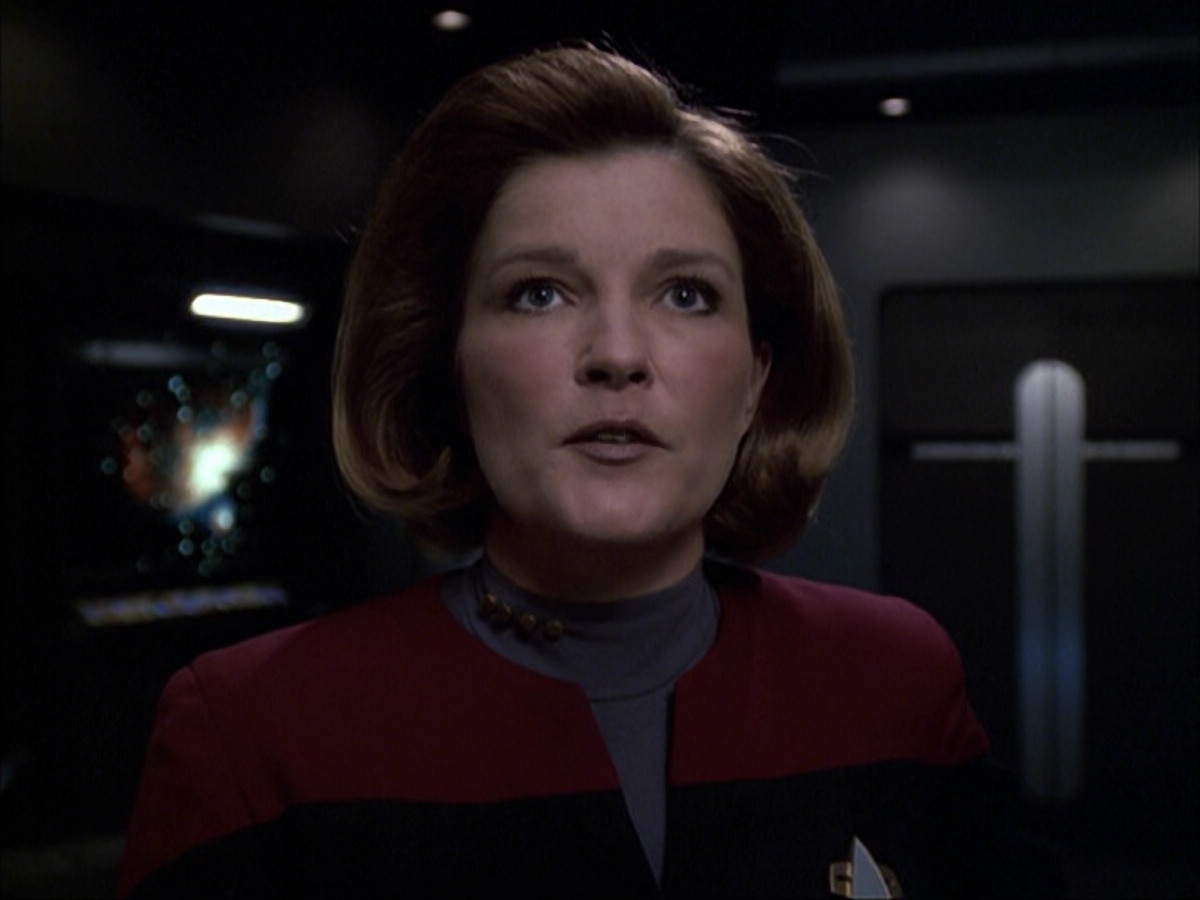extant_StarTrek_VOY_6x05-Alice_03143.jpg