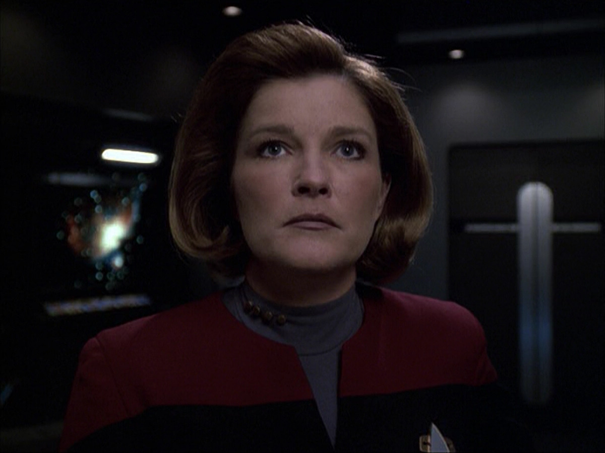 extant_StarTrek_VOY_6x05-Alice_03144.jpg