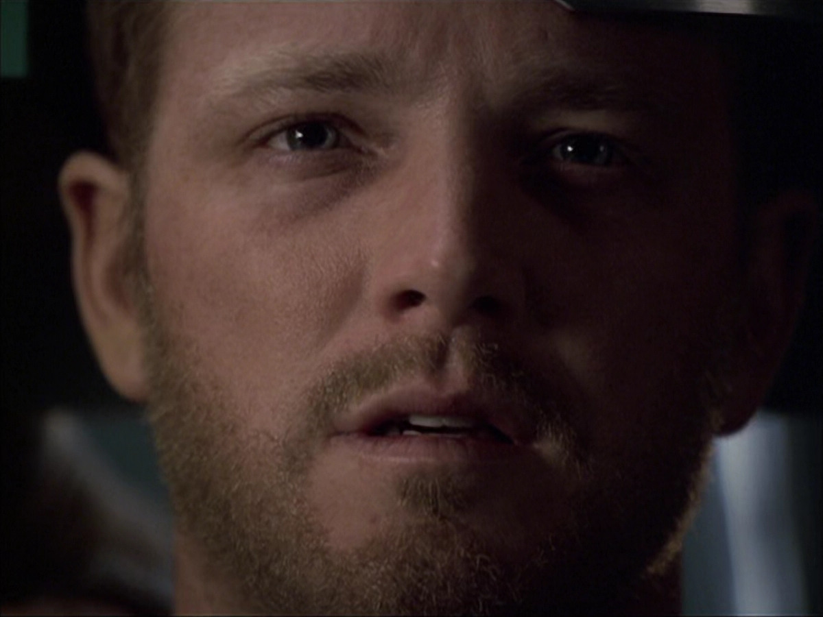 extant_StarTrek_VOY_6x05-Alice_03154.jpg