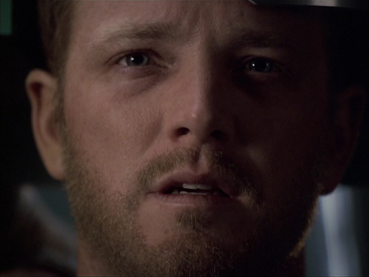 extant_StarTrek_VOY_6x05-Alice_03155.jpg