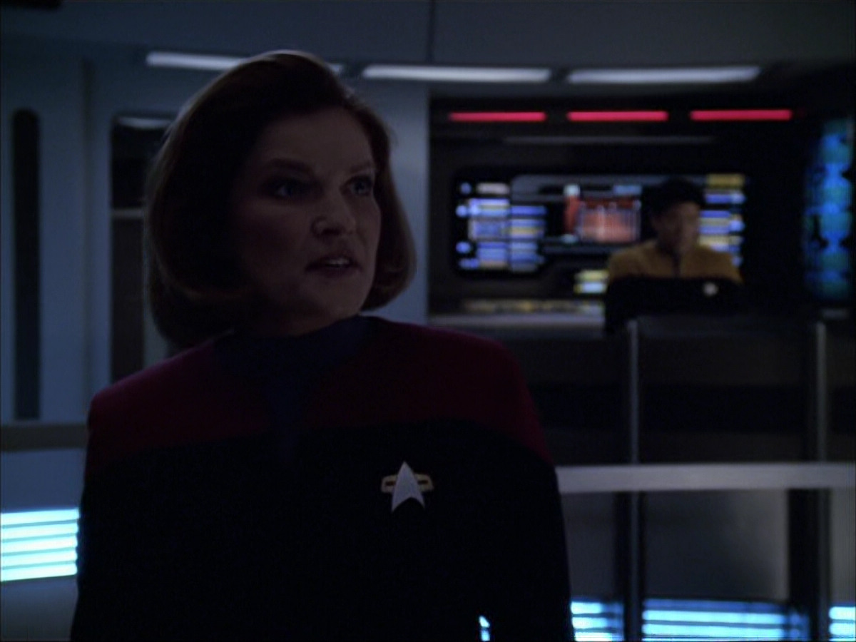 extant_StarTrek_VOY_6x05-Alice_03223.jpg