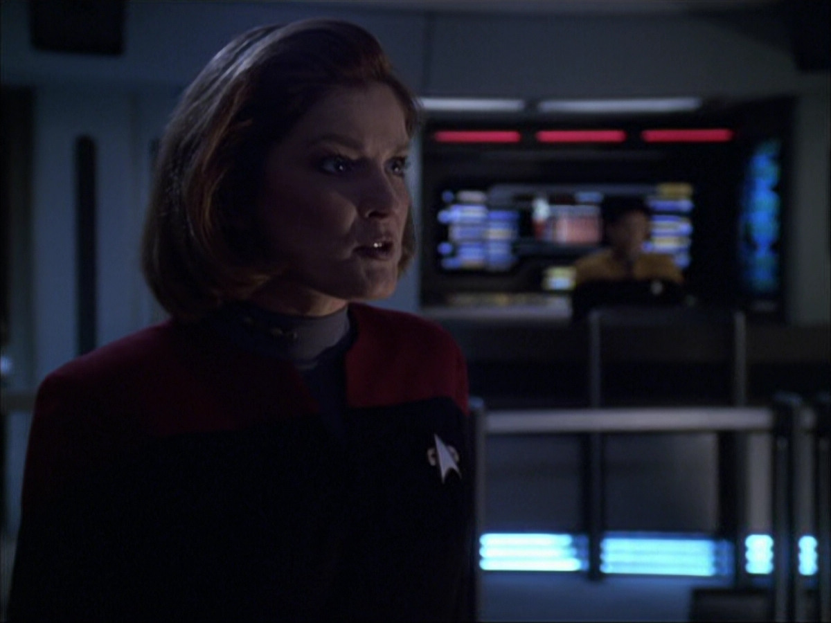 extant_StarTrek_VOY_6x05-Alice_03226.jpg