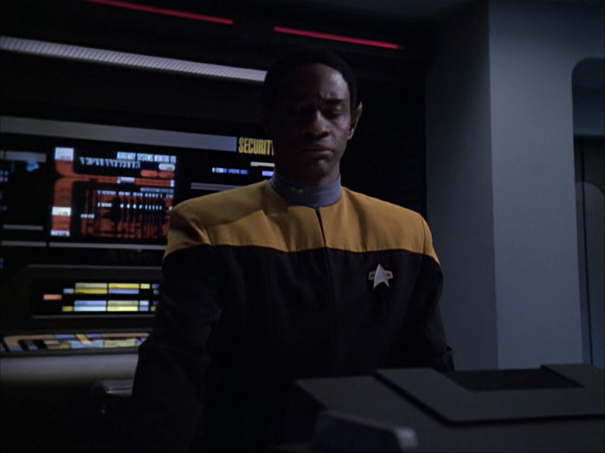 extant_StarTrek_VOY_6x05-Alice_03241.jpg