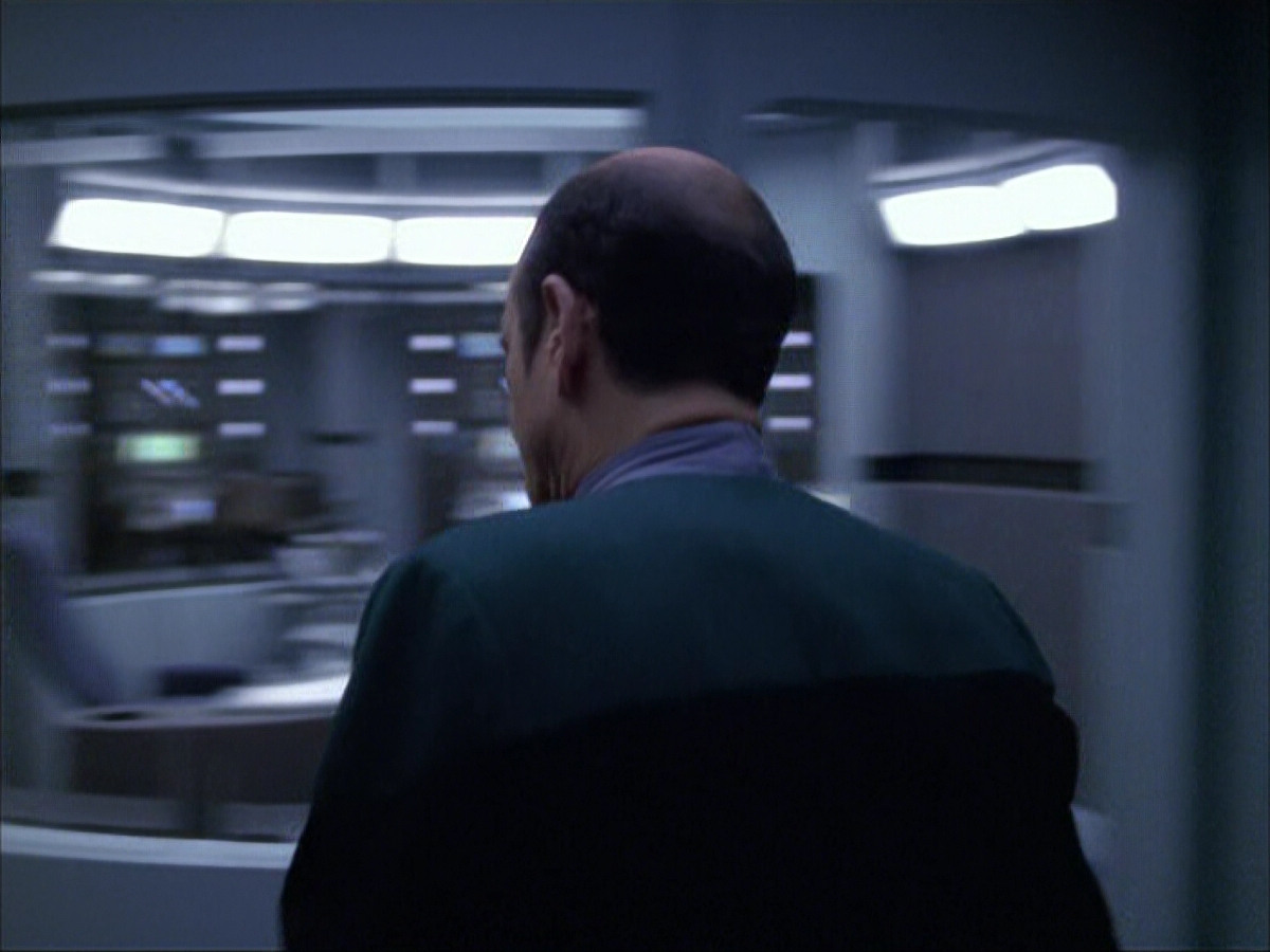extant_StarTrek_VOY_6x05-Alice_03257.jpg