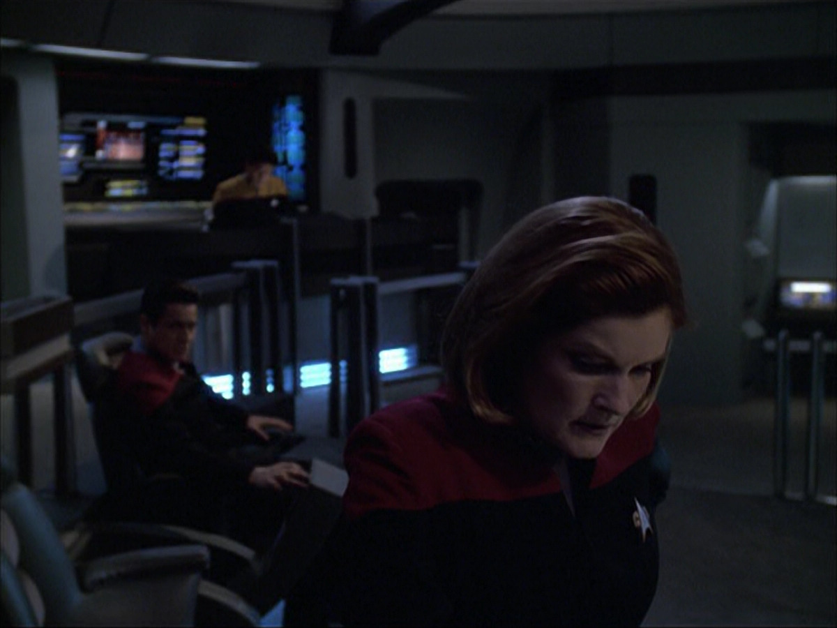 extant_StarTrek_VOY_6x05-Alice_03274.jpg
