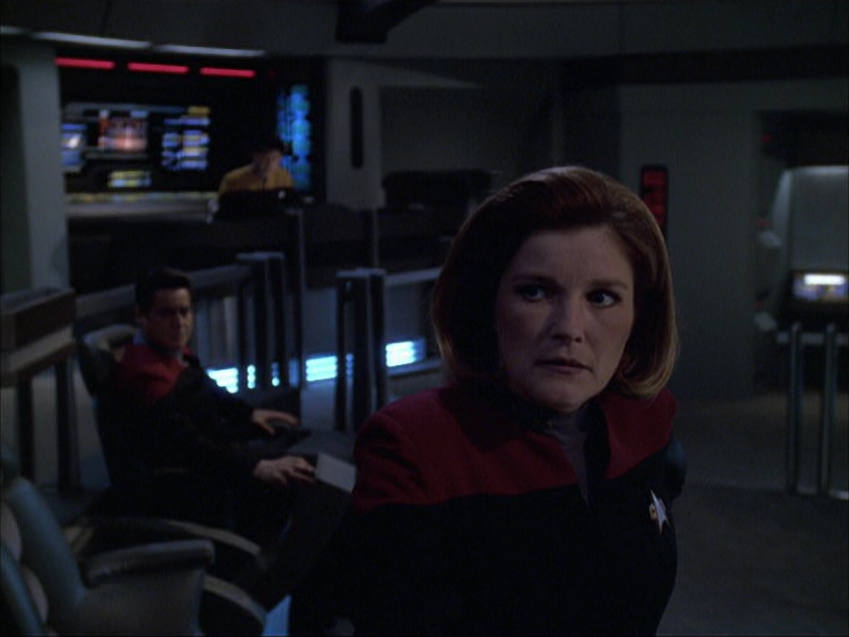 extant_StarTrek_VOY_6x05-Alice_03285.jpg