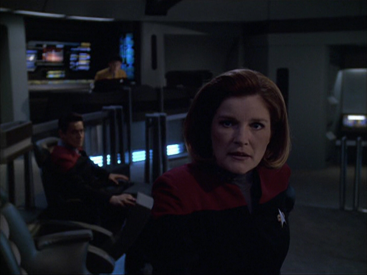 extant_StarTrek_VOY_6x05-Alice_03289.jpg