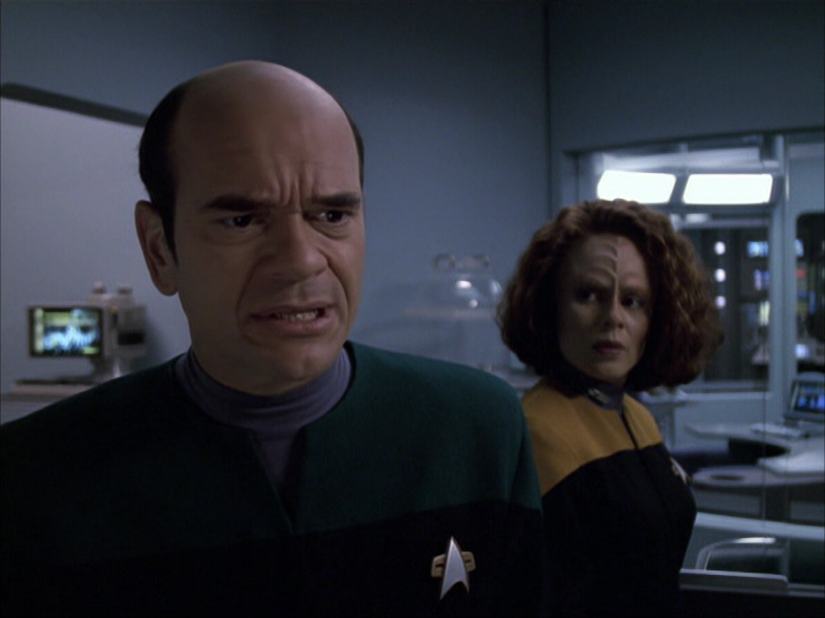 extant_StarTrek_VOY_6x05-Alice_03308.jpg