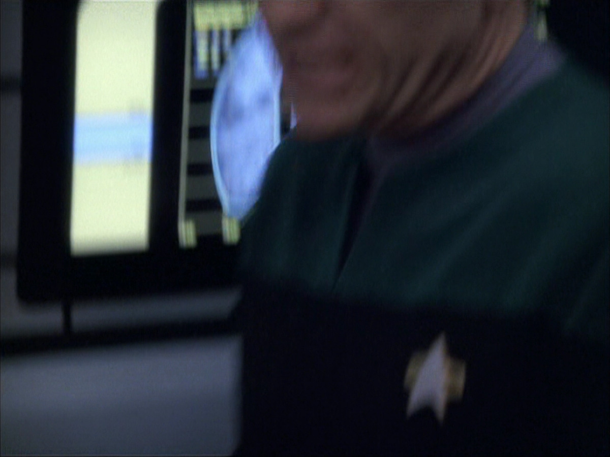 extant_StarTrek_VOY_6x05-Alice_03379.jpg