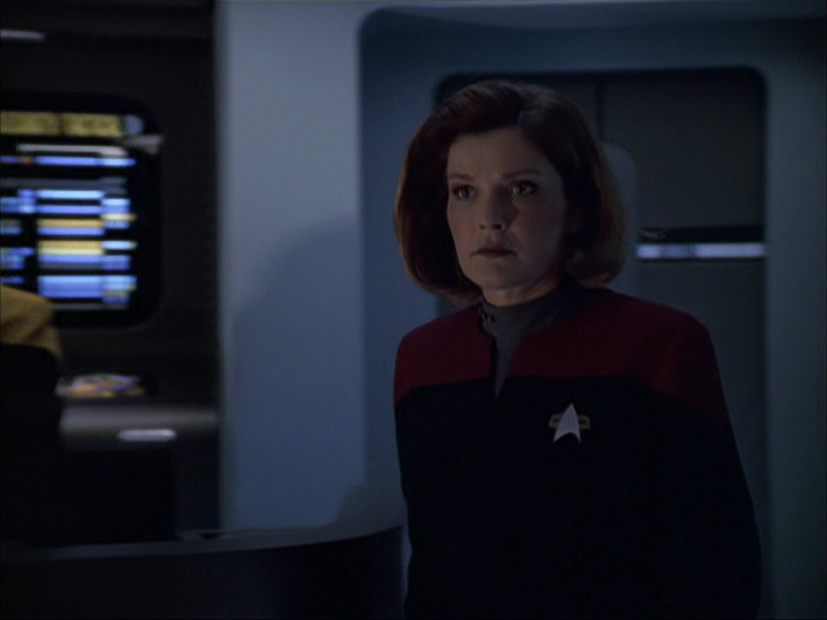 extant_StarTrek_VOY_6x05-Alice_03478.jpg