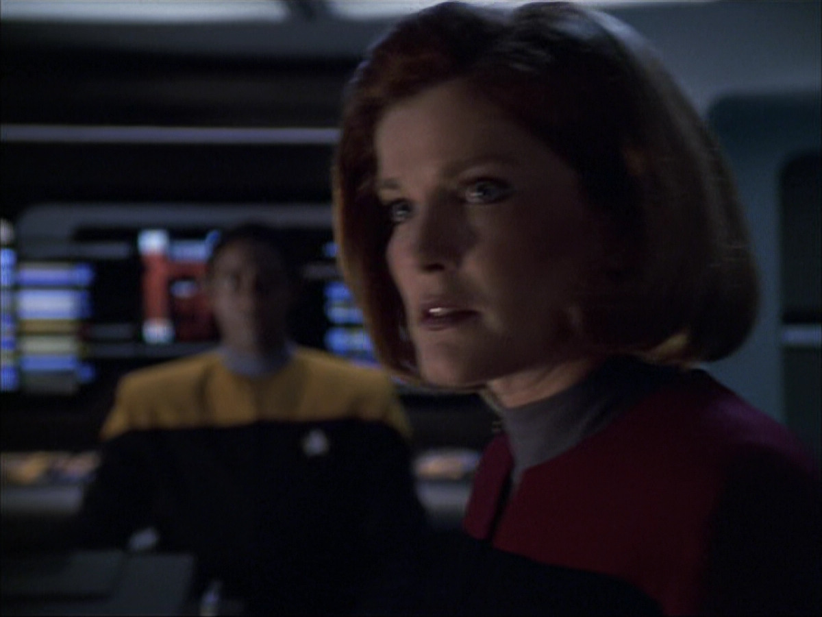 extant_StarTrek_VOY_6x05-Alice_03494.jpg