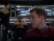 extant_StarTrek_VOY_6x05-Alice_00068.jpg