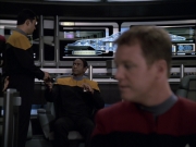 extant_StarTrek_VOY_6x05-Alice_00072.jpg