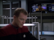 extant_StarTrek_VOY_6x05-Alice_00080.jpg