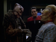 Filename=extant_StarTrek_VOY_6x05-Alice_00340.jpg
Filesize=191KiB
Dimensions=1200x900
Date added=Dec 27, 2019 extant_StarTrek_VOY_6x05-Alice_00340.jpg