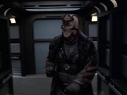 extant_StarTrek_VOY_6x05-Alice_00650.jpg