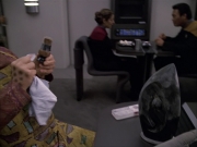 extant_StarTrek_VOY_6x05-Alice_01146.jpg