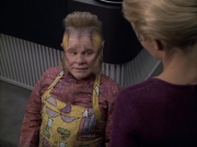 extant_StarTrek_VOY_6x05-Alice_01163.jpg