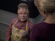 extant_StarTrek_VOY_6x05-Alice_01164.jpg