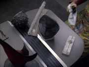 extant_StarTrek_VOY_6x05-Alice_01171.jpg