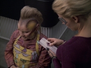 extant_StarTrek_VOY_6x05-Alice_01182.jpg
