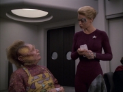extant_StarTrek_VOY_6x05-Alice_01191.jpg