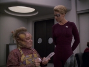 extant_StarTrek_VOY_6x05-Alice_01204.jpg