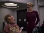 extant_StarTrek_VOY_6x05-Alice_01206.jpg