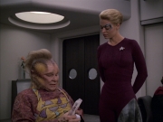 extant_StarTrek_VOY_6x05-Alice_01208.jpg