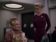 extant_StarTrek_VOY_6x05-Alice_01209.jpg