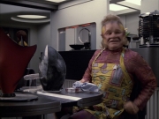extant_StarTrek_VOY_6x05-Alice_01232.jpg
