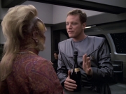 extant_StarTrek_VOY_6x05-Alice_01258.jpg